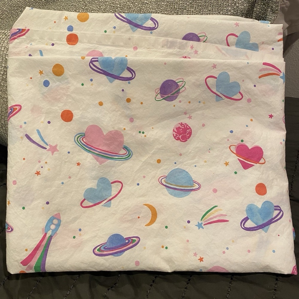 POTTERY BARN KIDS Galaxy Hearts Glo In The Dark Twin Flat Sheet‎ Organic Cotton